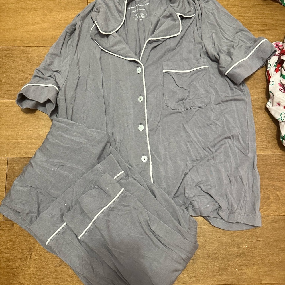 Women's Gray Pajama Set